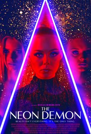Neon démon (2016)